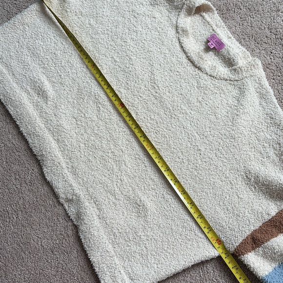 Francesca’s Mi Ami cropped sweater - Picture 5 of 7